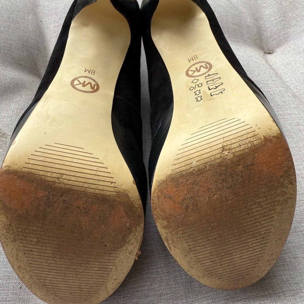 Michael Kors Eboni Bootie “Size 8M” - Picture 7 of 9